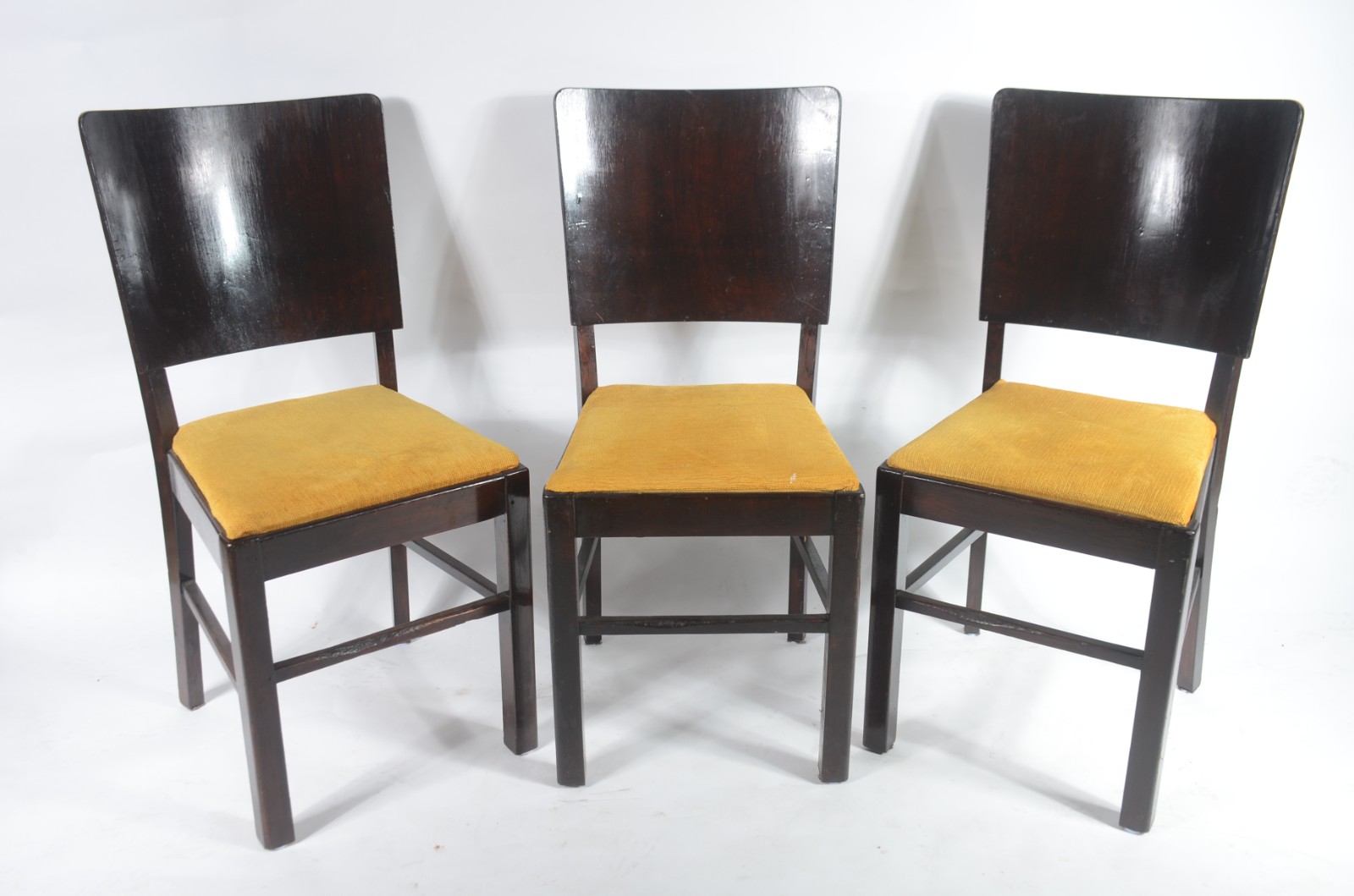 Mesa de jantar de madeira nobre, estilo Art Deco, 2 tábuas extensoras... - foto 6 de 10