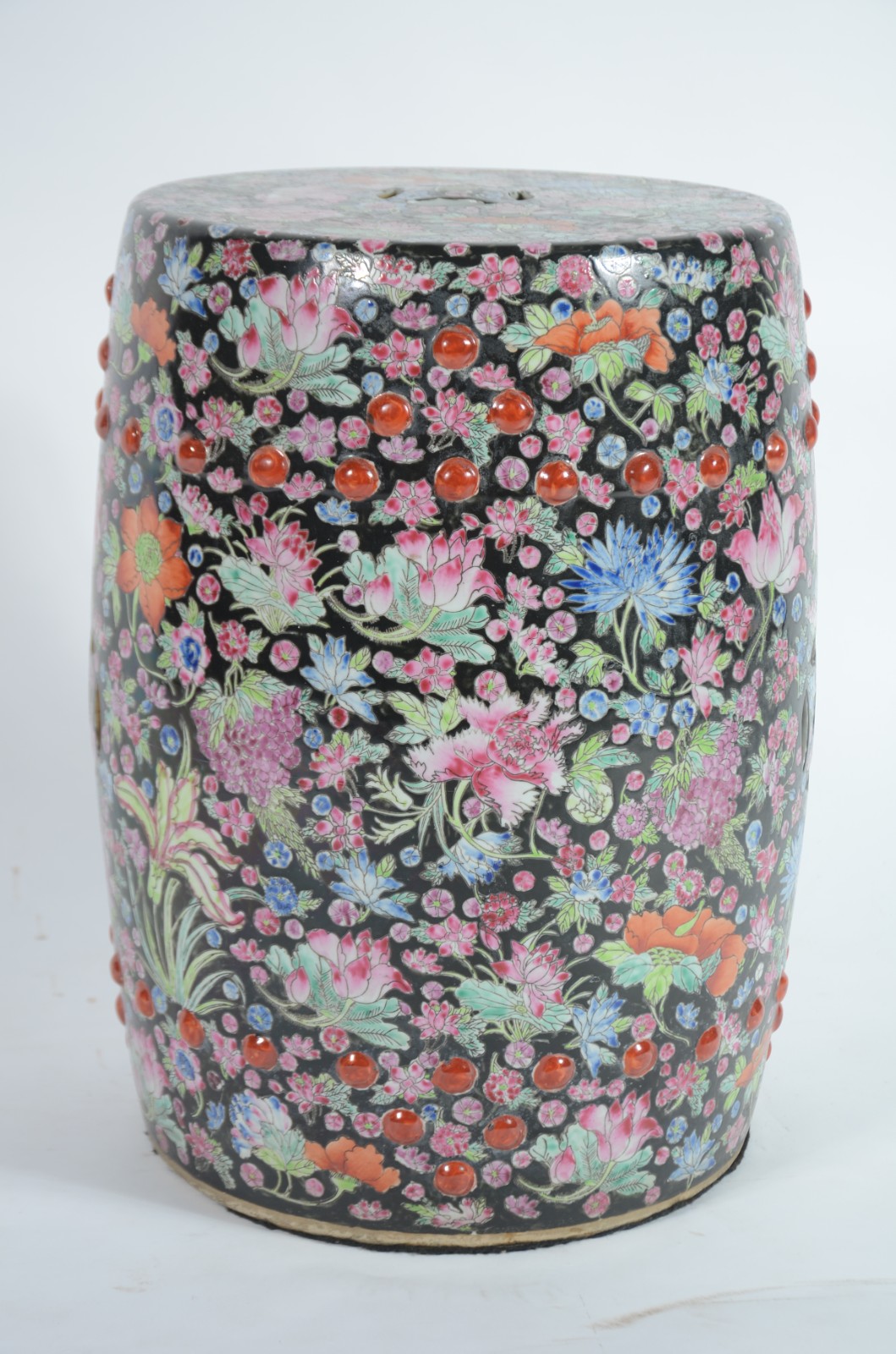 Seat garden de porcelana decoração floral em policromia sobre fundo... - foto 2 de 7