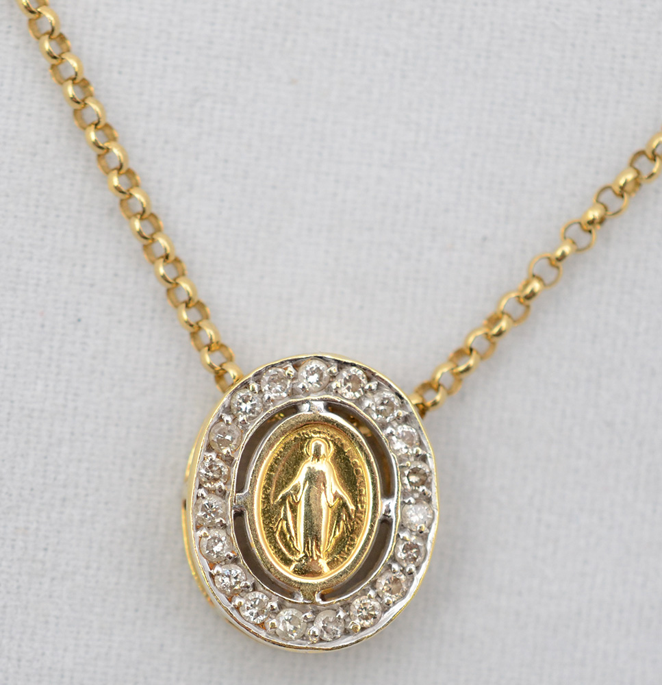 Colar em ouro amarelo 18 k com aproximadamente 0.50 ct de brilhantes... - foto 1 de 2