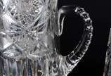 Par de jarras para água de cristal europeu rica... - Par de jarras para água de cristal europeu ricamente lapidadas.