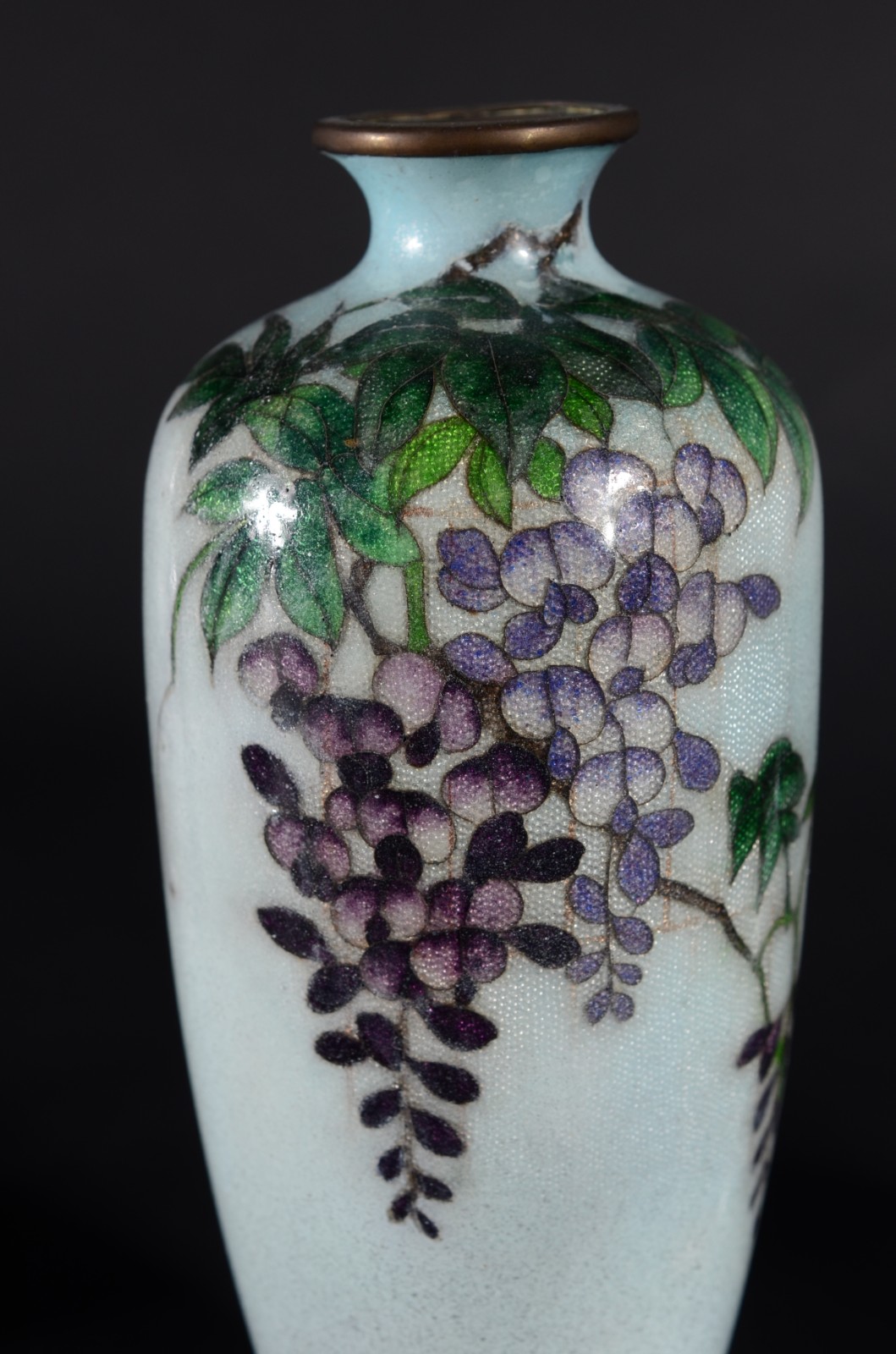 Quatro vasos diversos de porcelana e metal, sendo tres orientais e um... - foto 5 de 8