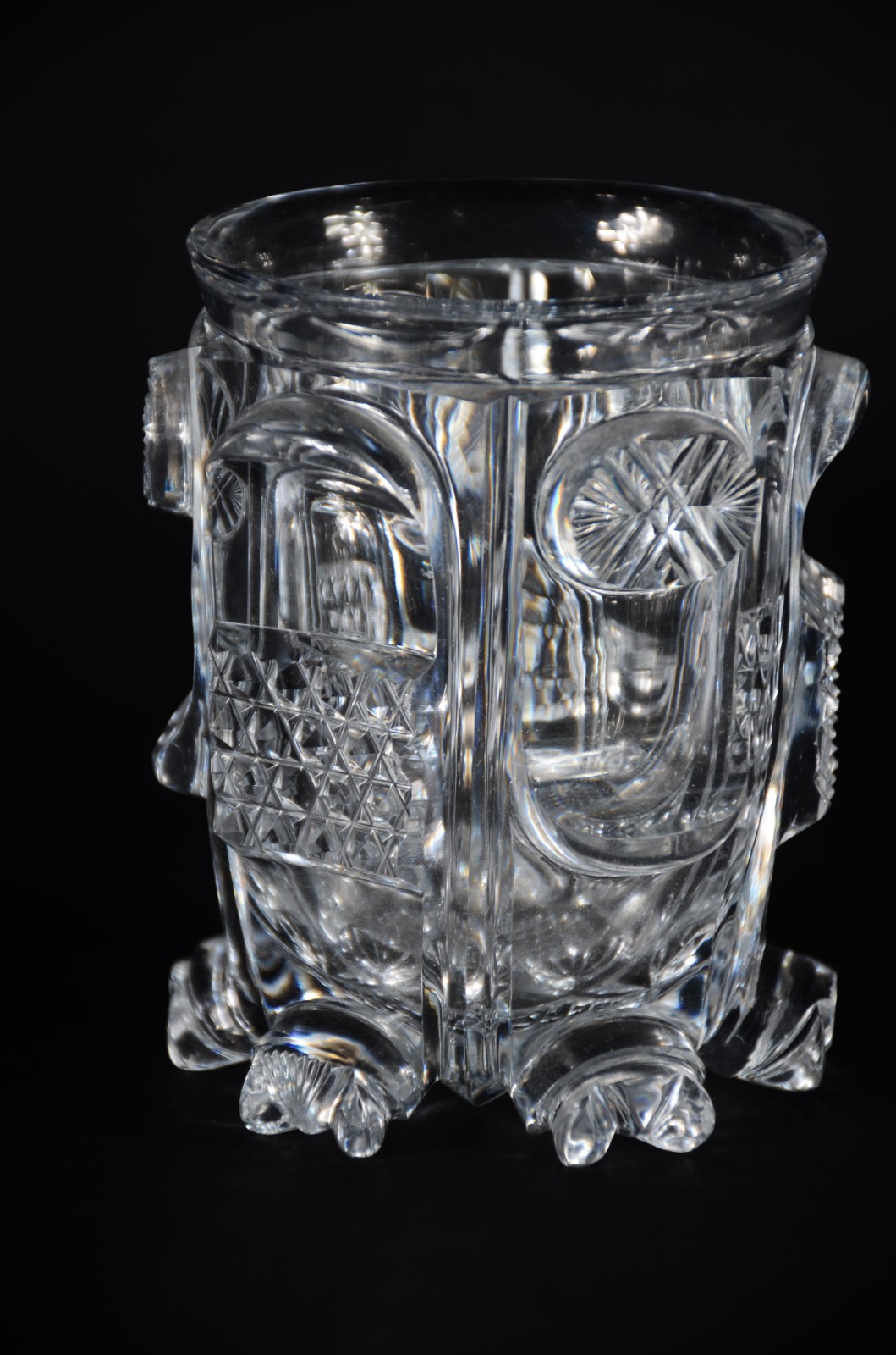 Seis peças de cristal, sendo: 2 goblets; 2 açucareiros e 2 cremeiras. - foto 5 de 9