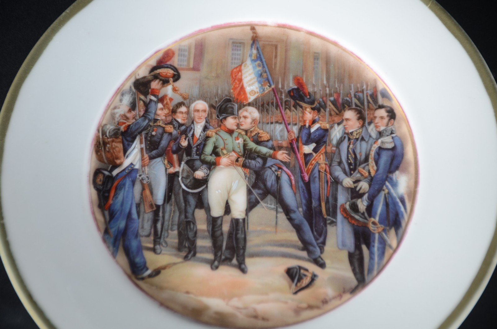 Conjunto com 6 pratos de porcelana italiana Capodimonte decorados em... - foto 4 de 10