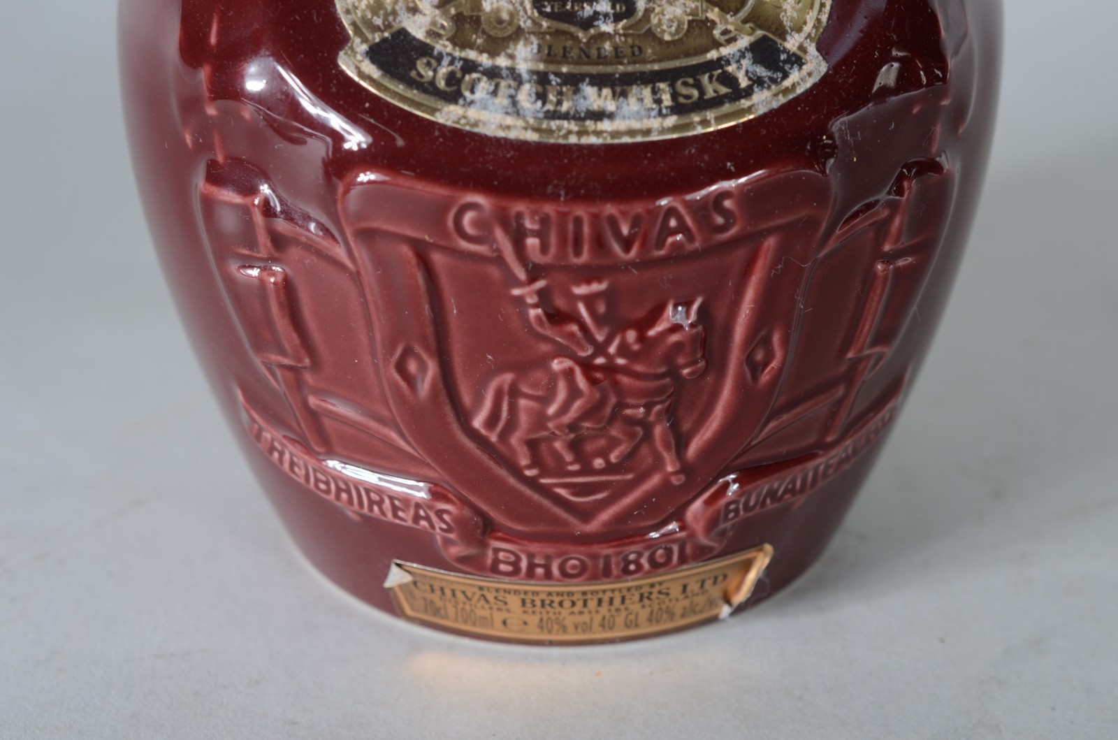 Whisky Royal Salute 21 anos em garrafa de cerâmica. - foto 3 de 7