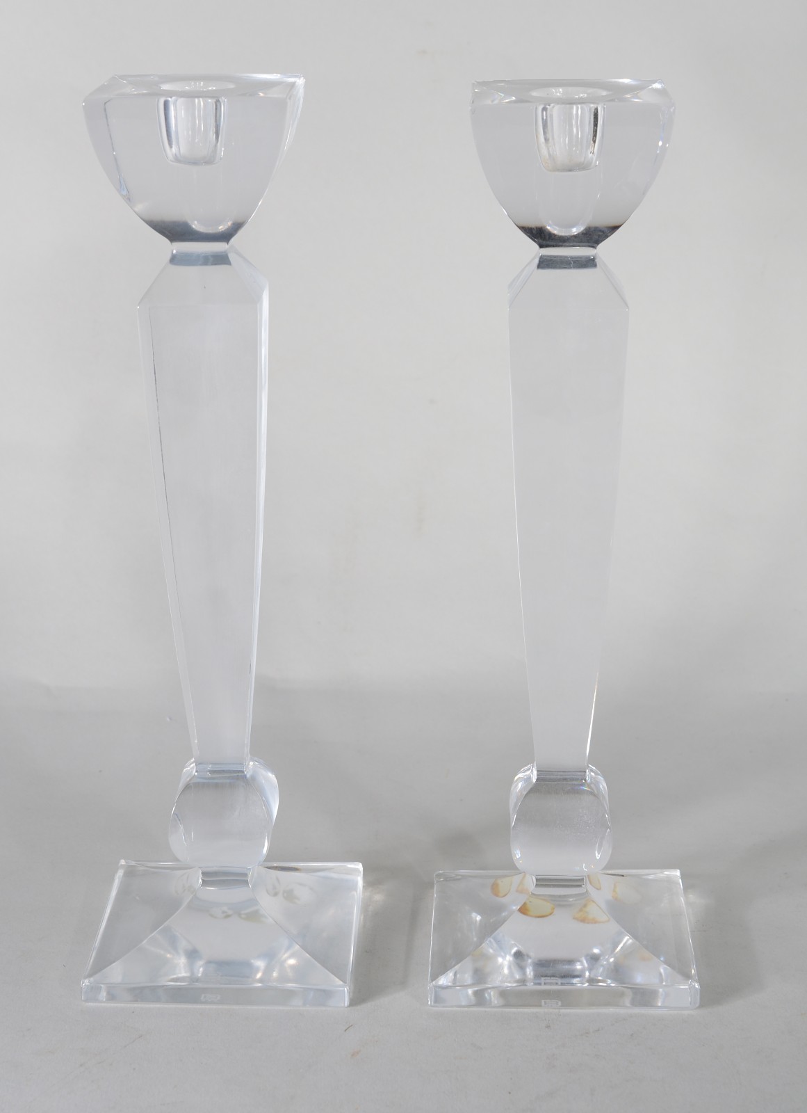 Par de castiçais de cristal facetado da Bohemia. - foto 6 de 7
