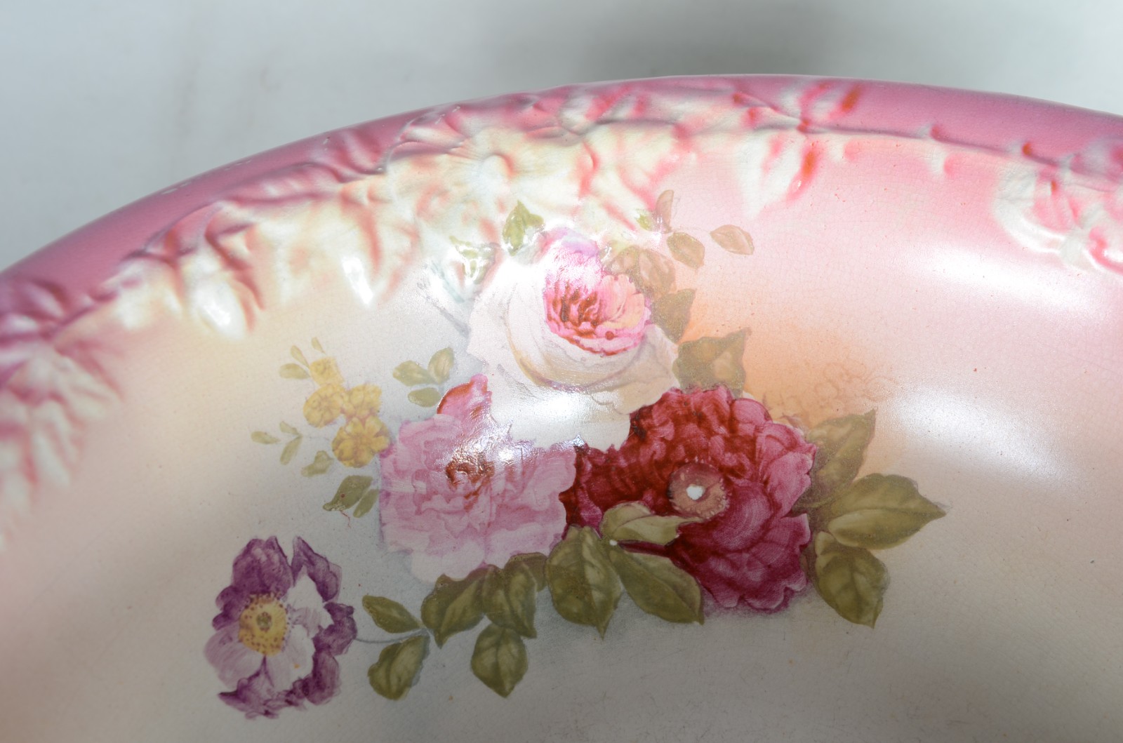 Gomil com bacia de faiança alemã Villeroy & Boch, decorado com flores... - foto 4 de 11