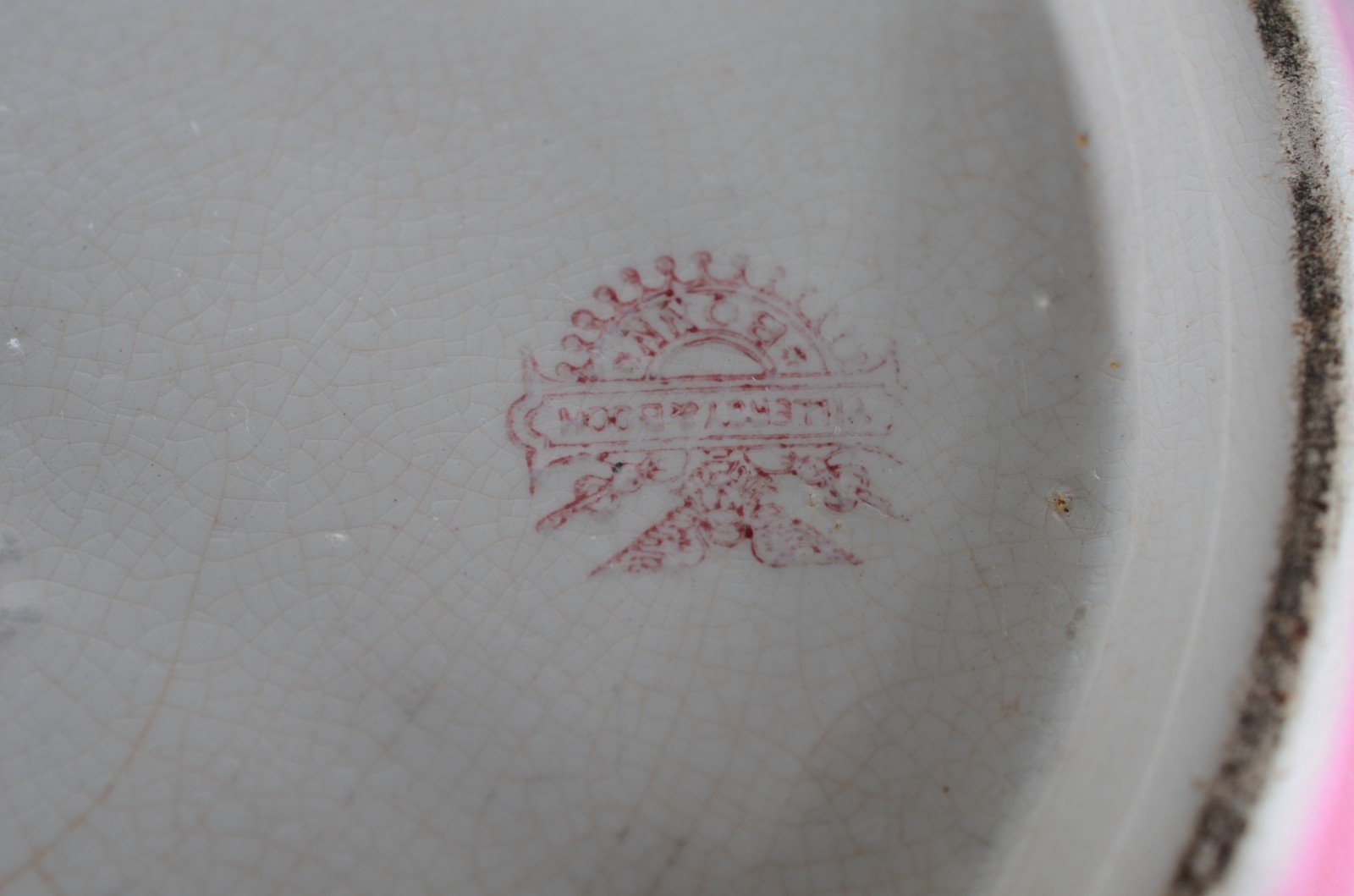 Gomil com bacia de faiança alemã Villeroy & Boch, decorado com flores... - foto 6 de 11