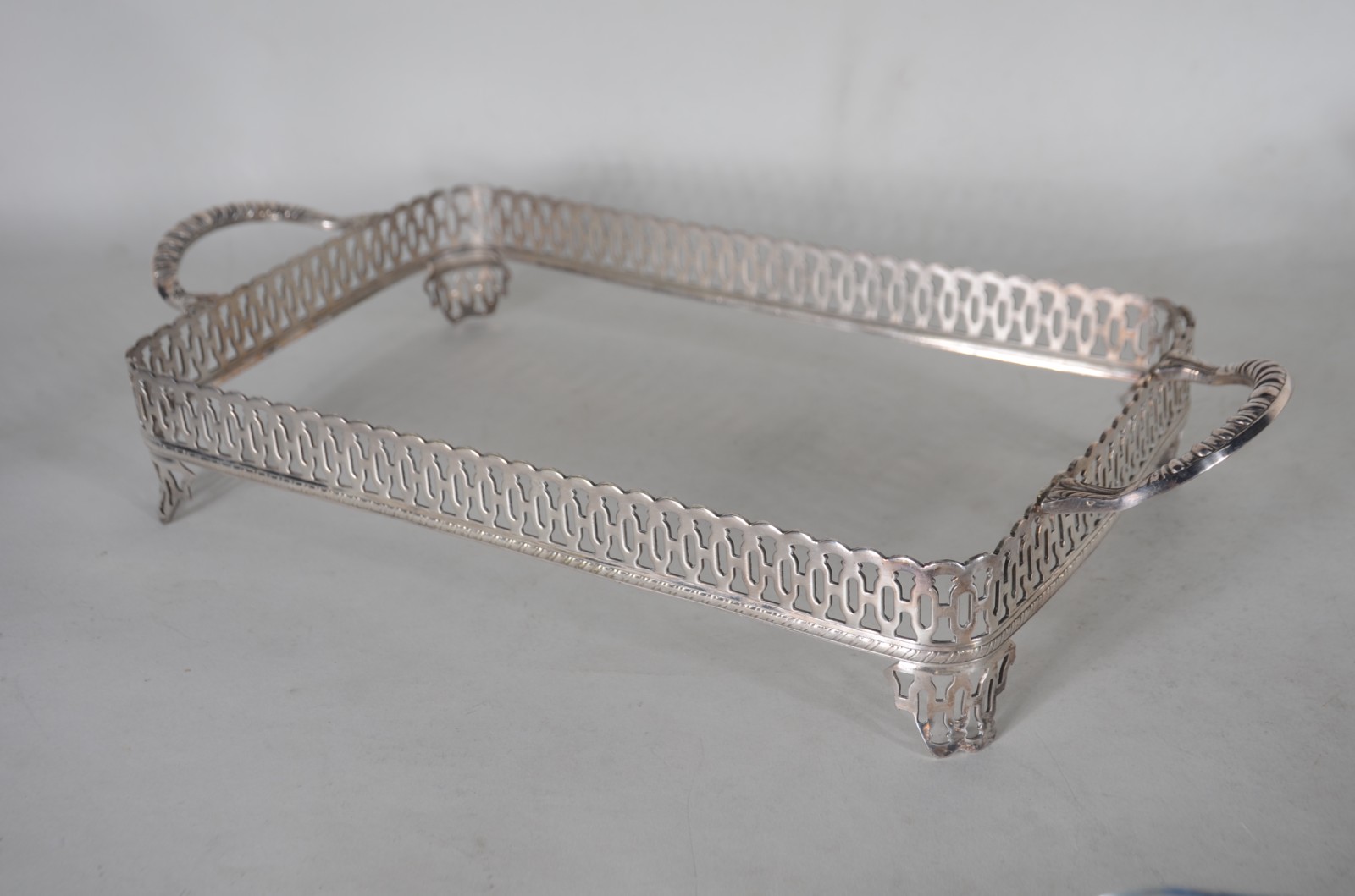 Seis porta pirex de metal prateado de diversos modelos. - foto 7 de 7