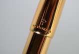 PARKER,  - Conjunto com 2 canetas douradas Parker 51 - MK II, sendo uma tinteiro e outra esferográfica.