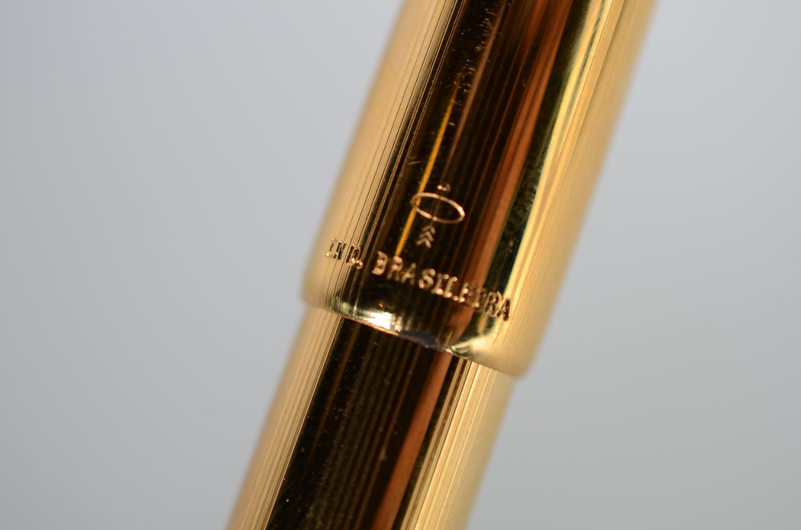 Conjunto com 2 canetas douradas Parker 51 - MK II, sendo uma tinteiro... - foto 6 de 10
