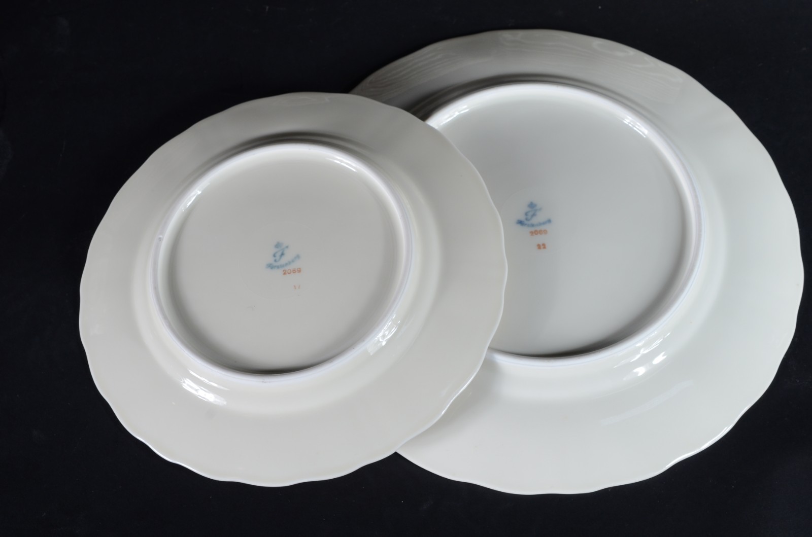 Aparelho para chá, café e jantar de porcelana alemã FURSTENBERG, na... - foto 10 de 11