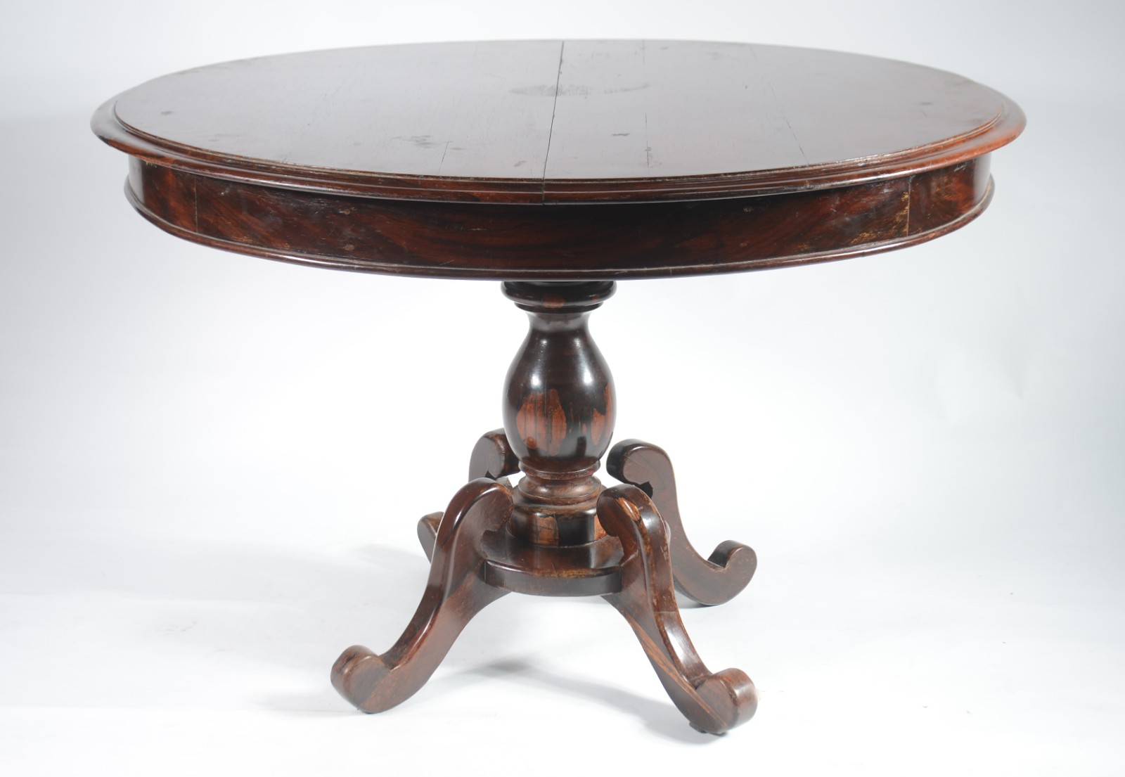 Mesa redonda de madeira nobre, com tabua extensora (med. 108 cm x 30... - foto 2 de 9