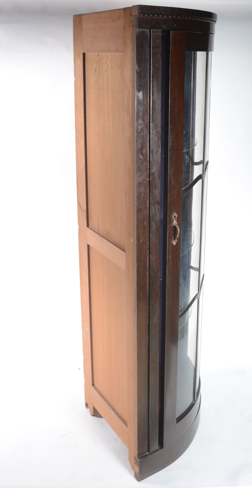 Vitrine de canto de madeira nobre feitio bombé, porta de vidro com 3... - foto 4 de 6