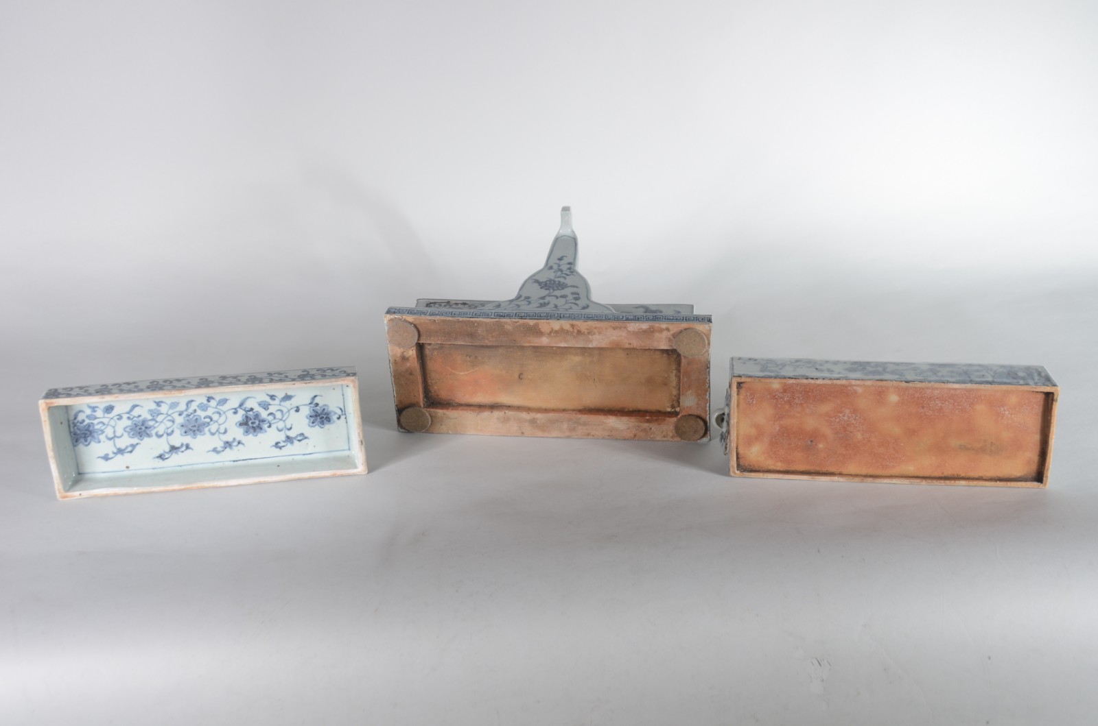 Original e raro conjunto em porcelana chinesa para incenso, decorado... - foto 11 de 11