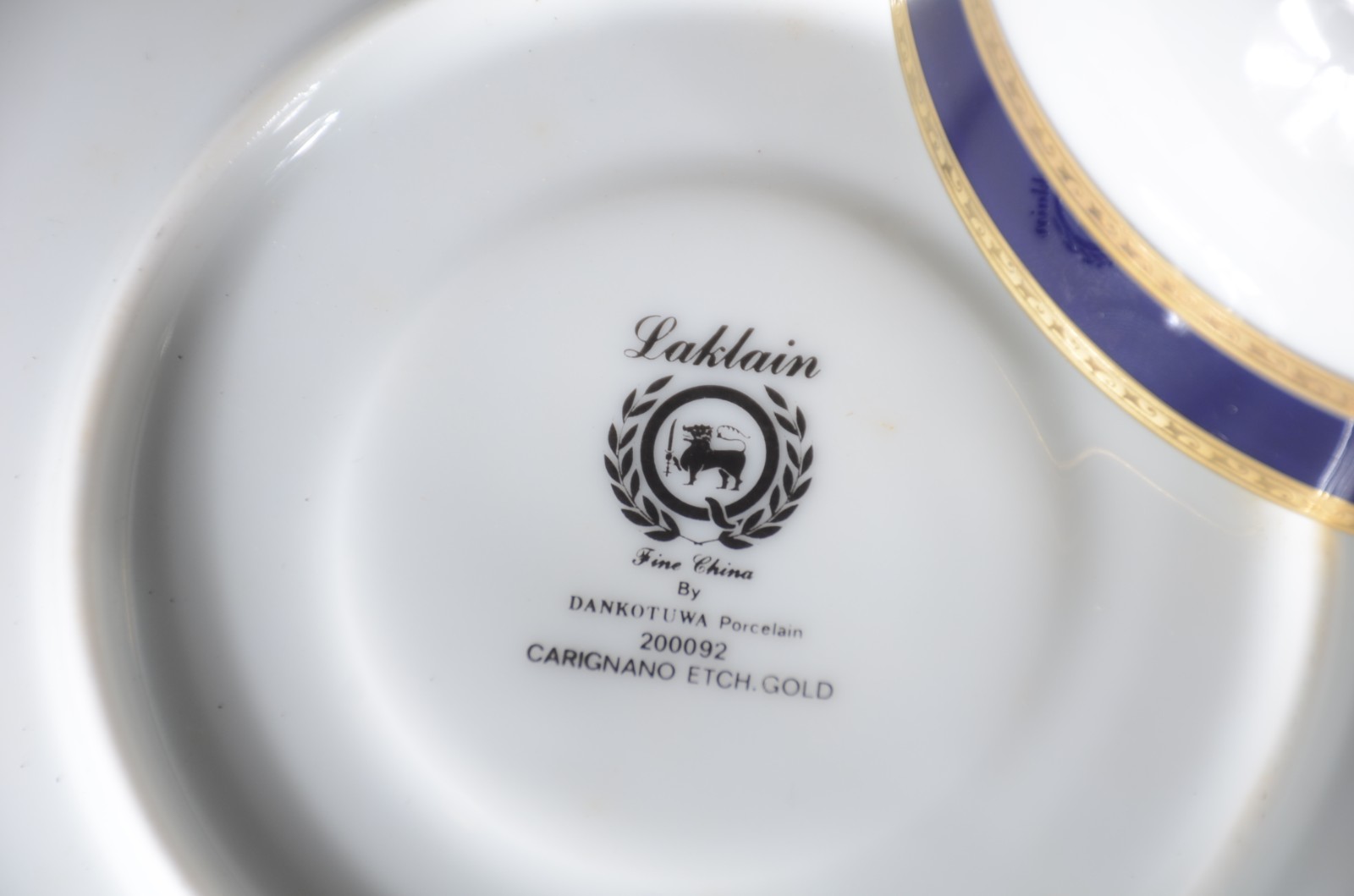 Conjunto com 6 xícaras com pires para chá de porcelana LAKLAIN. - foto 7 de 7
