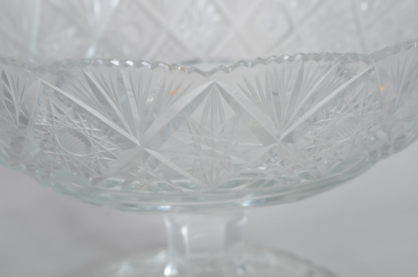 Diversas peças de cristal/vidro, sendo: fruteira, 9 bowls pequenos em... - foto 6 de 11