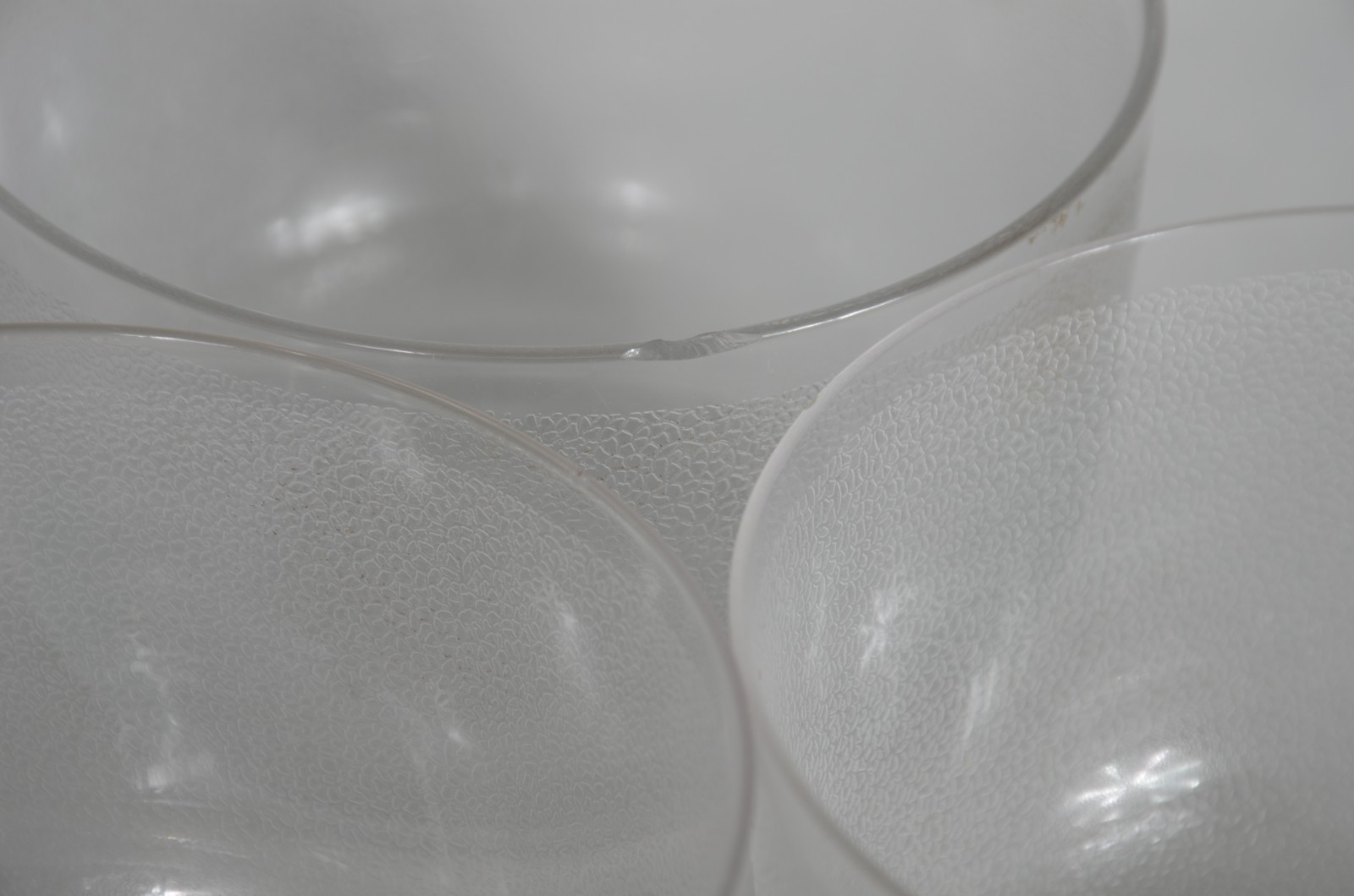 Diversas peças de cristal/vidro, sendo: fruteira, 9 bowls pequenos em... - foto 9 de 11