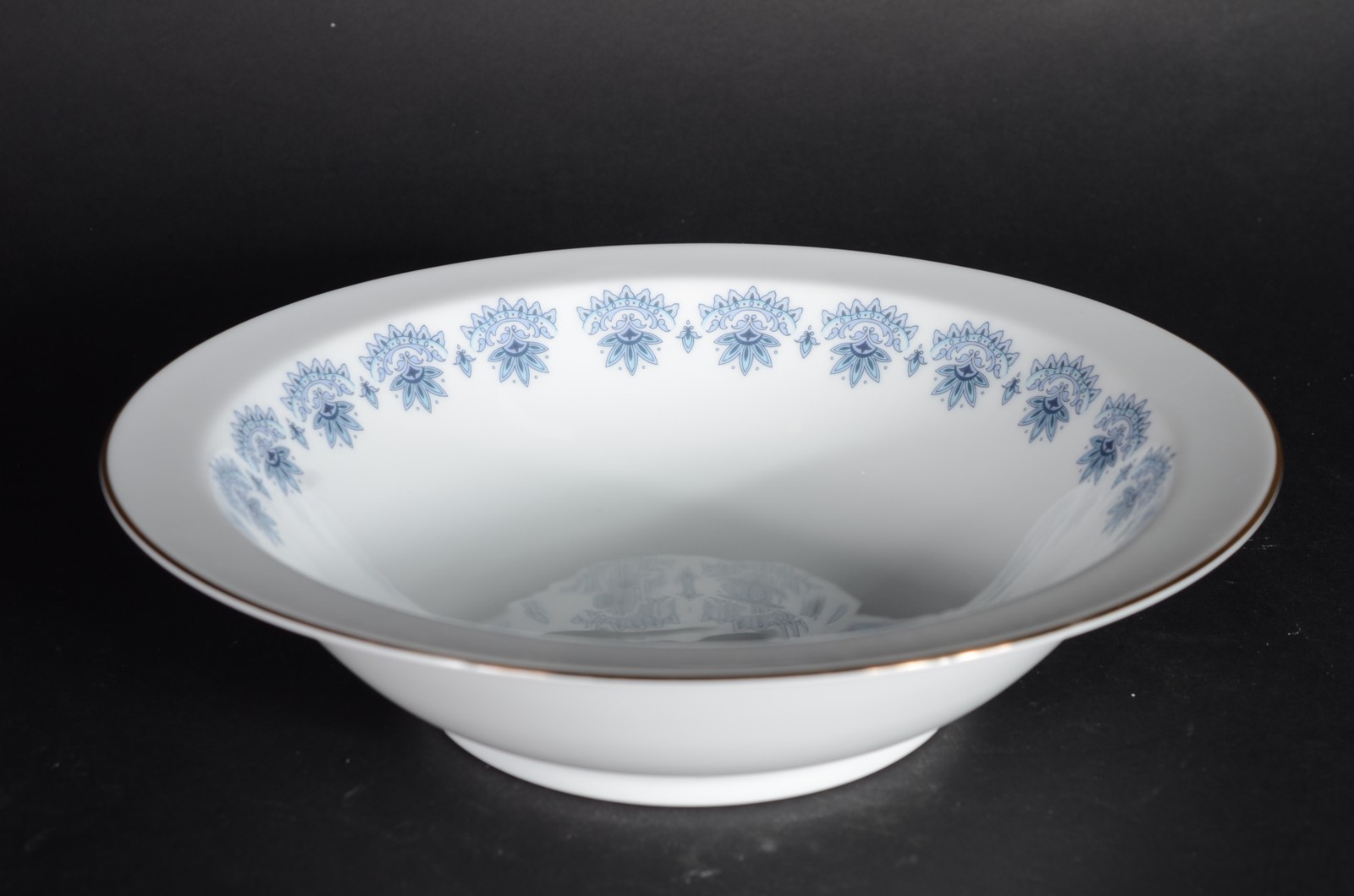 Aparelho de jantar de porcelana japonesa "RC", branca com guirlandas... - foto 3 de 8