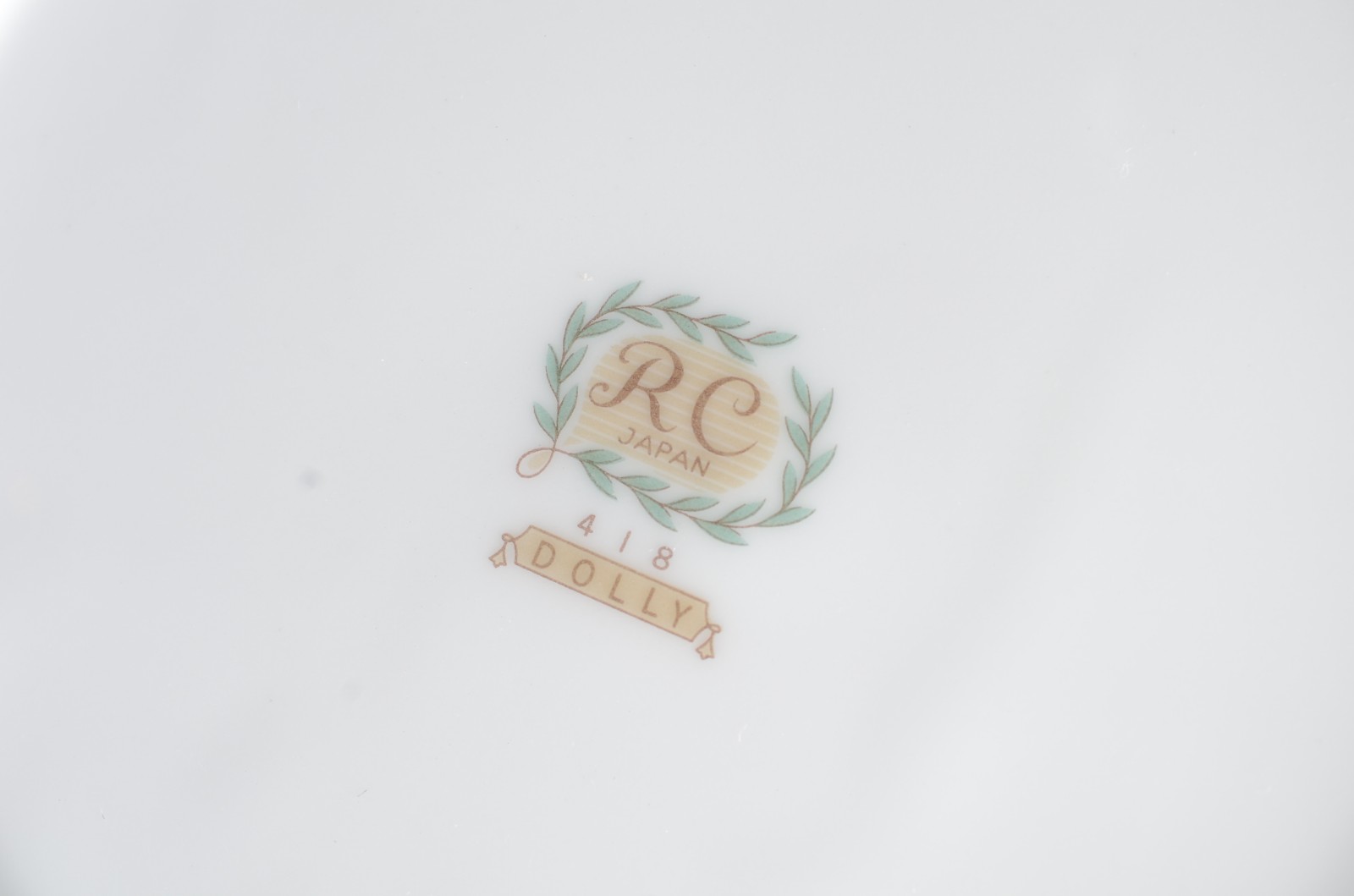 Aparelho de jantar de porcelana japonesa "RC", branca com guirlandas... - foto 8 de 8