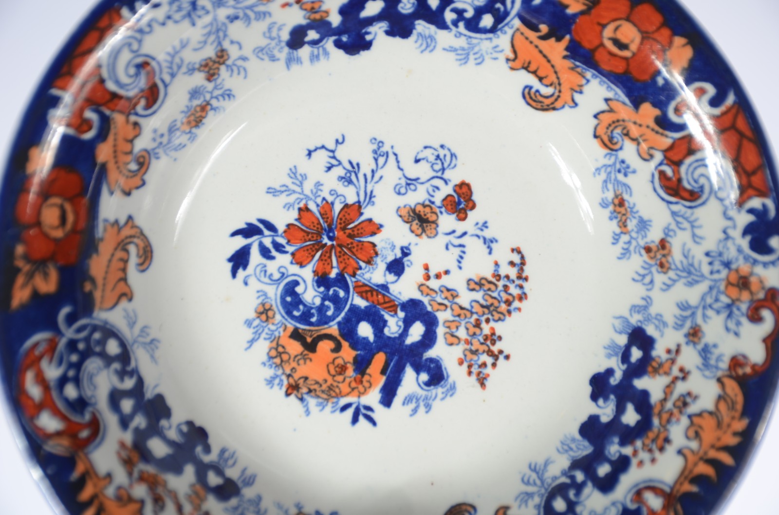 Onze bowls de faiança inglesa decorados em tons de rouge de fer e... - foto 3 de 7