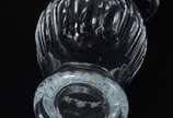 Elegante garrafa com alça de cristal europeu fa... - Elegante garrafa com alça de cristal europeu facetado.
