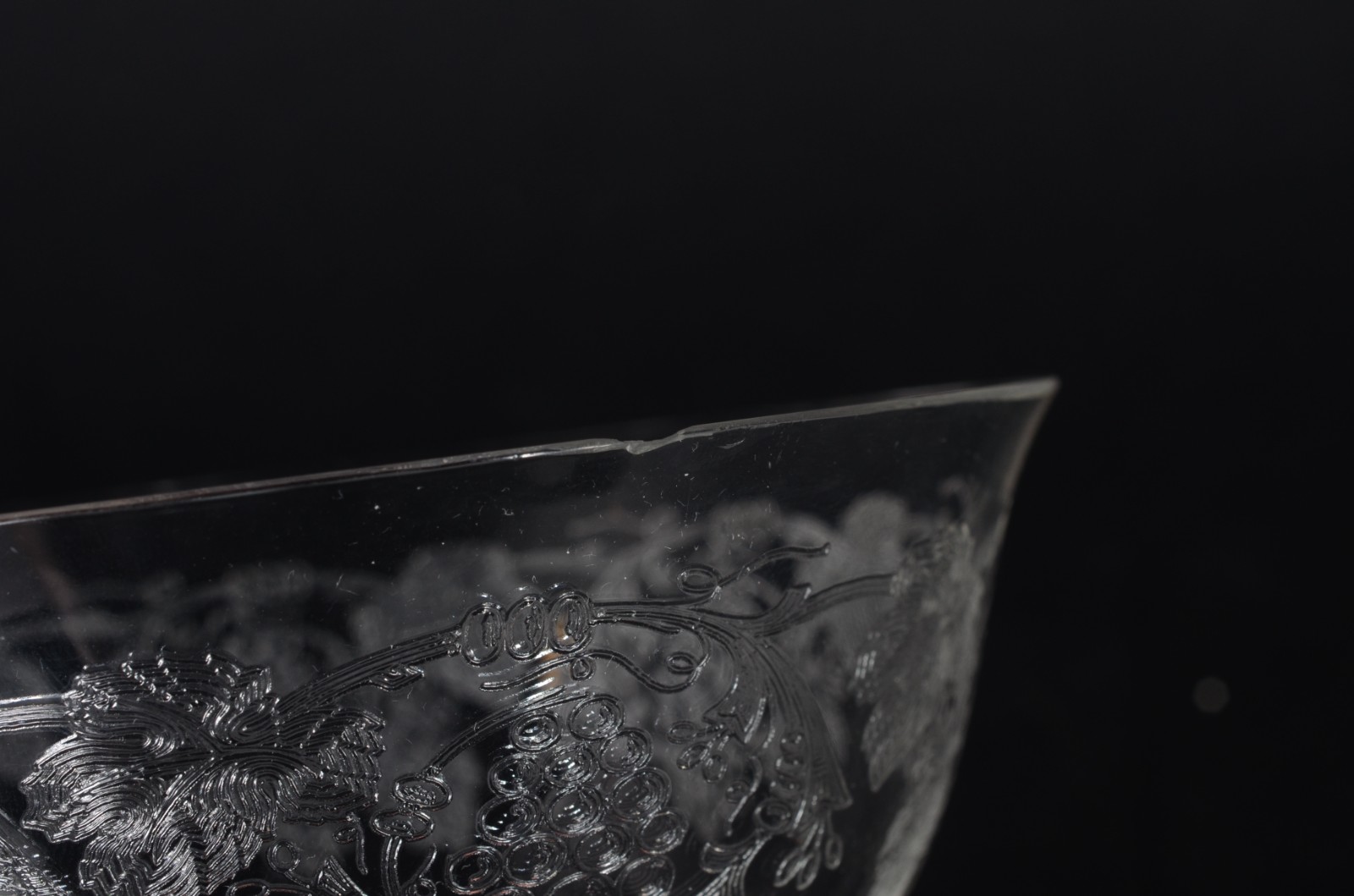 Serviço de cristal lavrado, composto de: 5 taças para champagne, 6... - foto 11 de 11