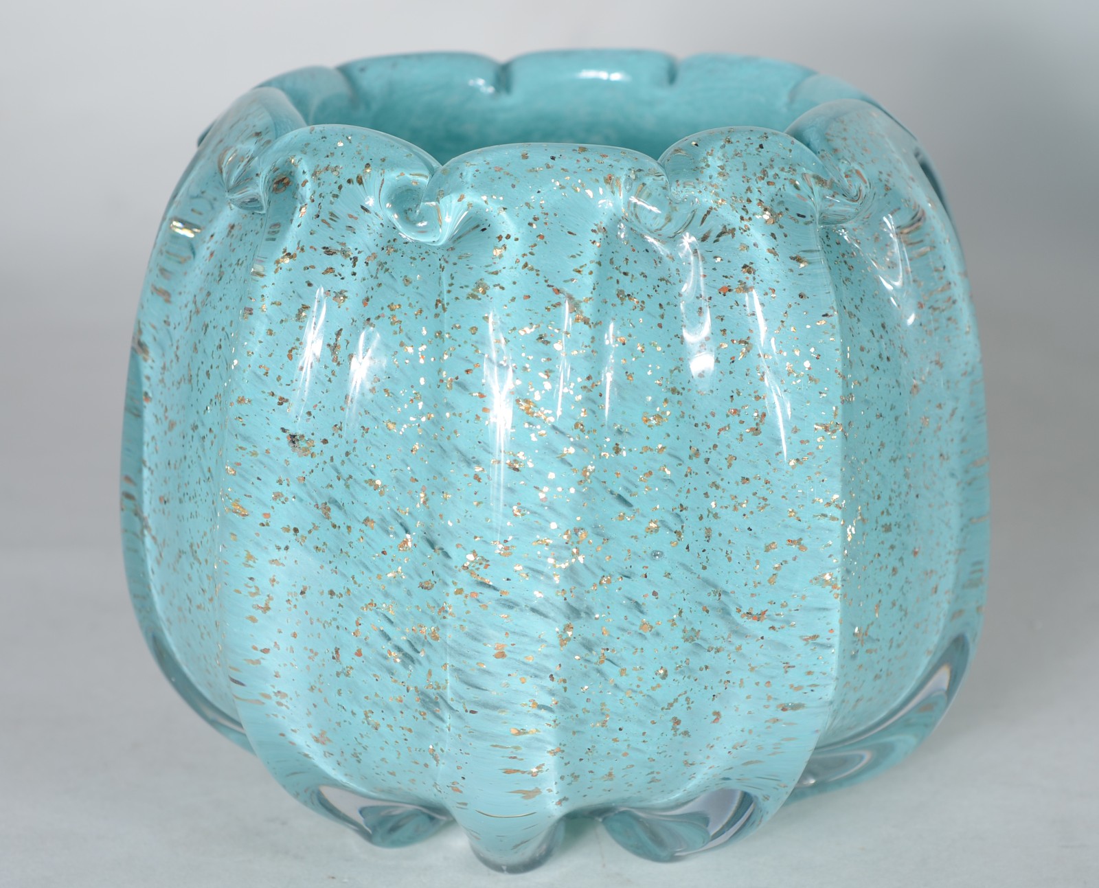 Bowl de vidro decorativo na cor verde. - foto 1 de 5