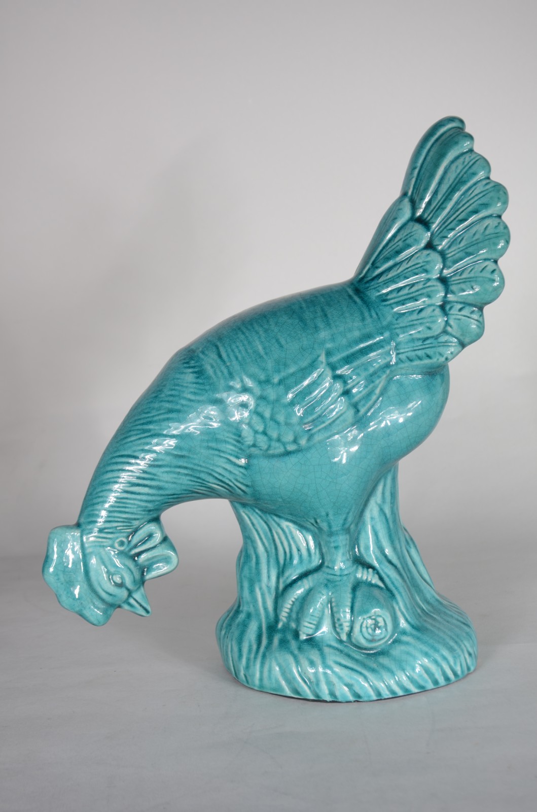 Estatueta de cerâmica azul representando galo. - foto 1 de 6