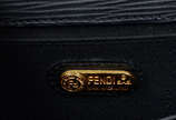 FENDI (1925),  - Bolsa cor preto , fecho  com metal dourado ,  medida sem a alça  