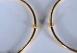 Par de argolas de ouro 18 k. (Por motivos de se... - Par de argolas de ouro 18 k. (Por motivos de segurança a peça não se encontra na loja).