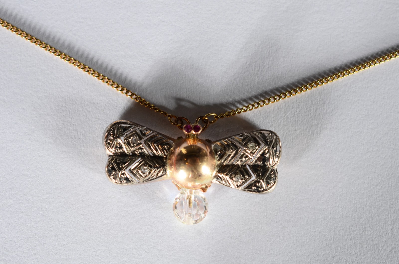 Colar com pendente de ouro 18 k., contraste 750 mls. (Por motivos de... - foto 2 de 5