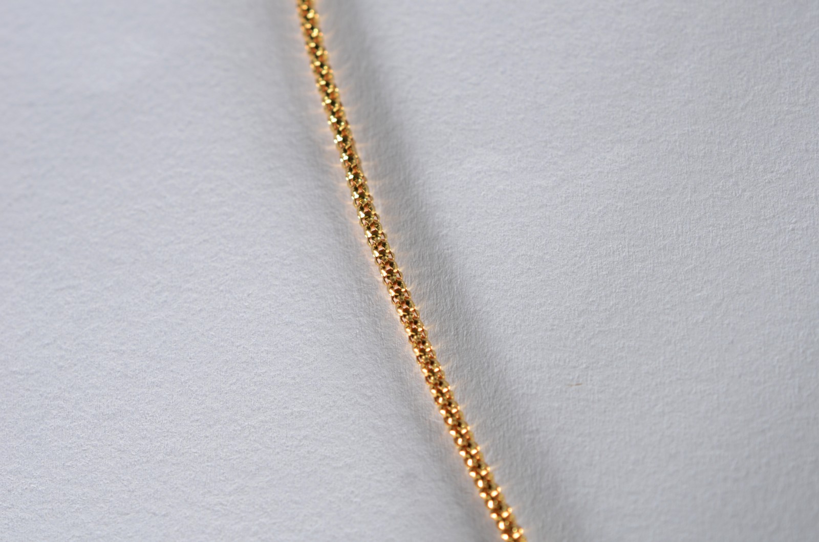 Colar de ouro 18 k., contraste 750 mls (Por motivos de segurança a... - foto 5 de 6