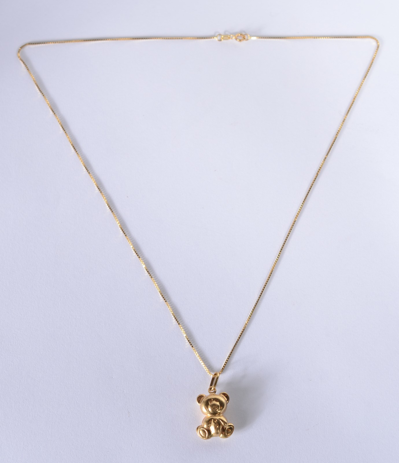 Colar de ouro 18 k., contraste 750 mls. (Por motivos de segurança a... - foto 1 de 7