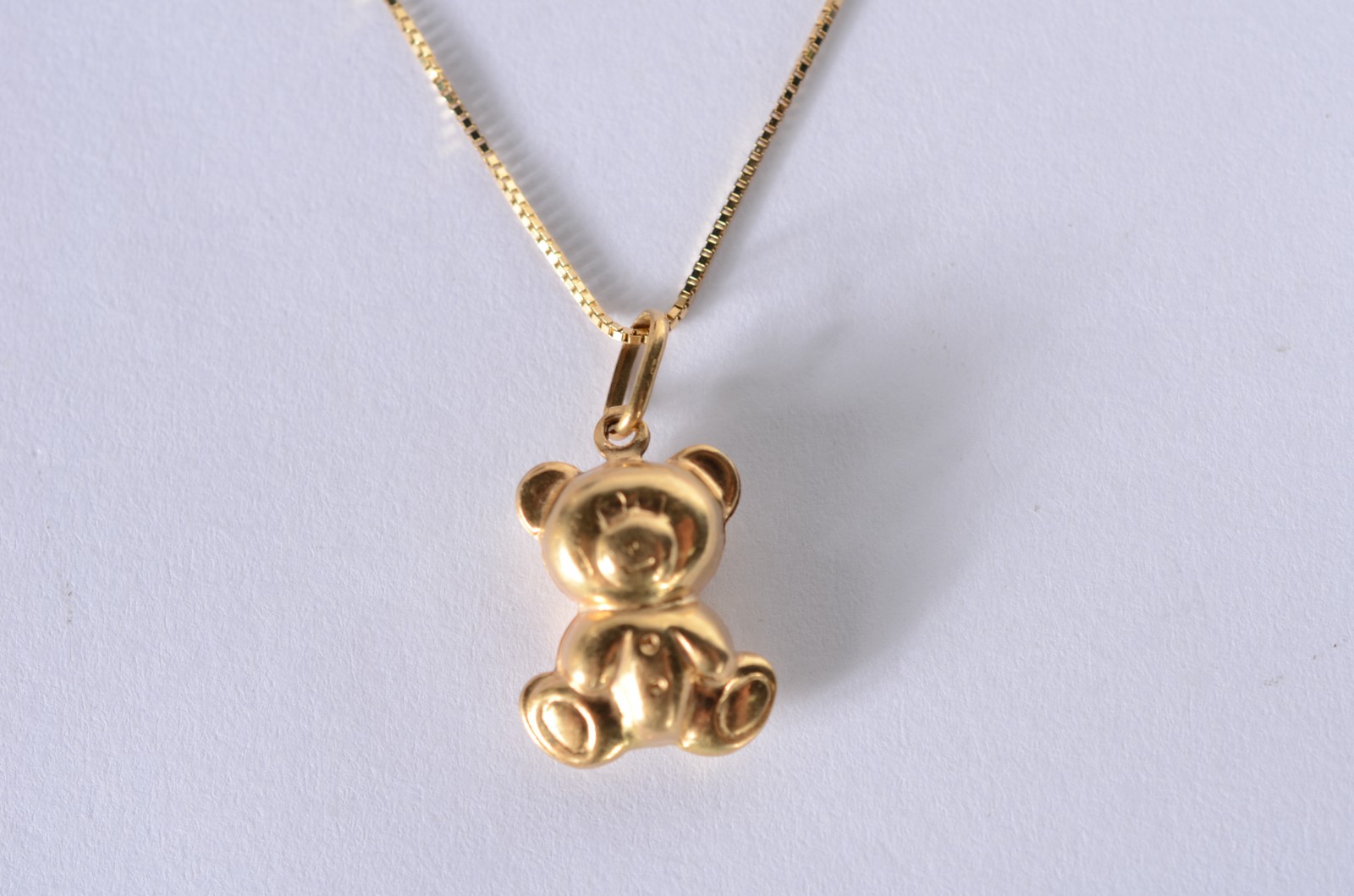 Colar de ouro 18 k., contraste 750 mls. (Por motivos de segurança a... - foto 2 de 7