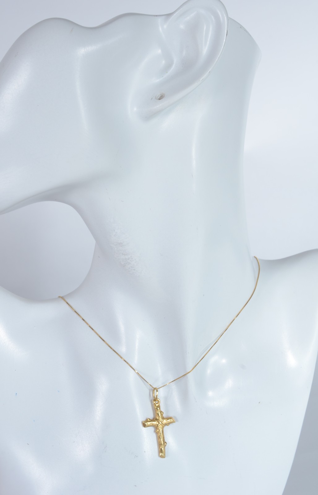 Colar de ouro 18 k., contraste 750 mls com crucifixo. (Por motivos de... - foto 6 de 6