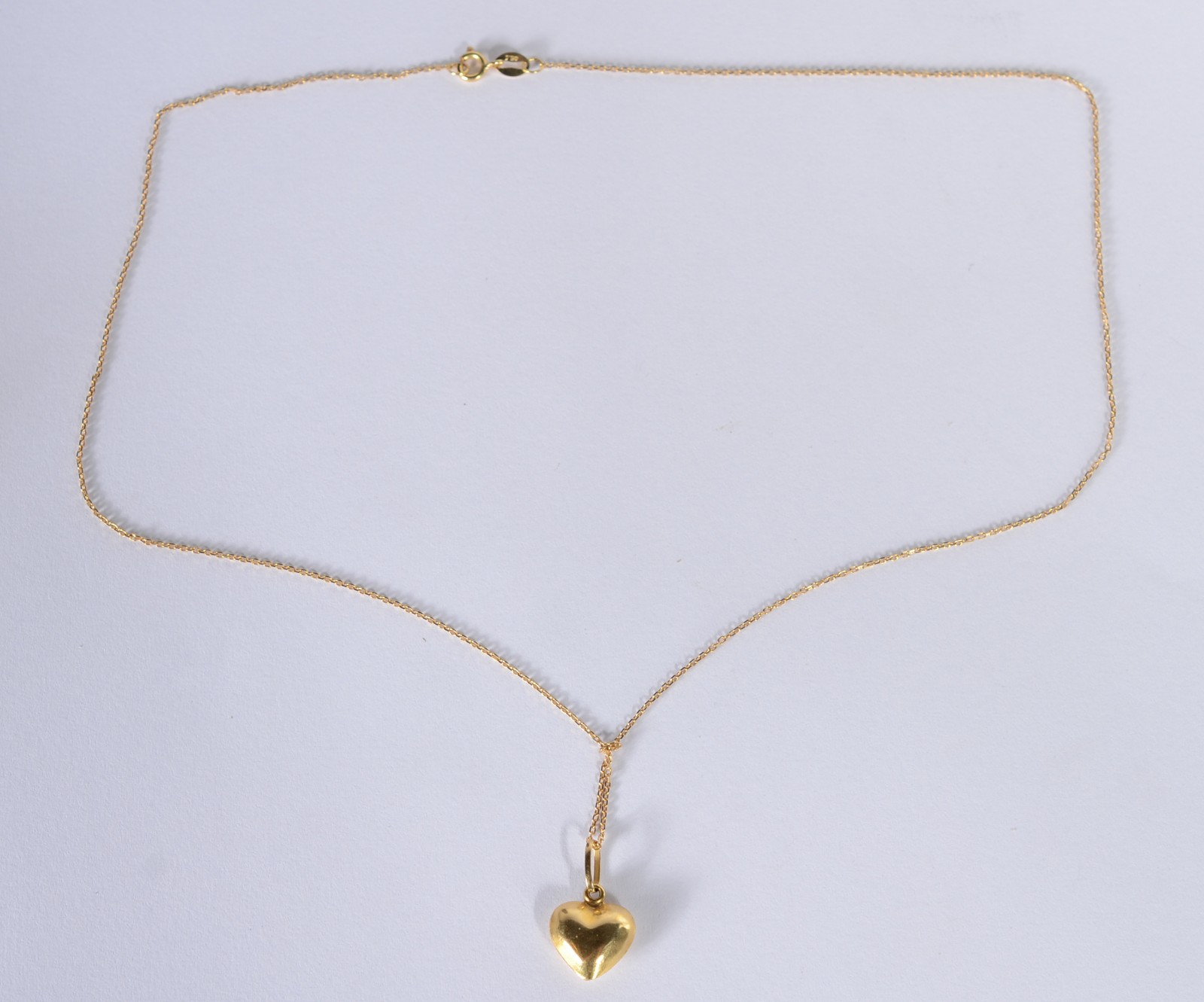 Colar de ouro 18 k., contraste 750 mls com pendente na forma de... - foto 2 de 5