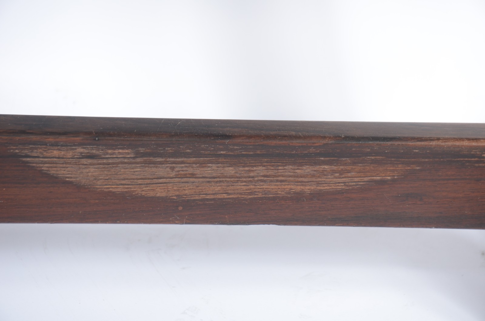 Mesa de jantar laminada de jacarandá, tampo retangular com tábua... - foto 9 de 11