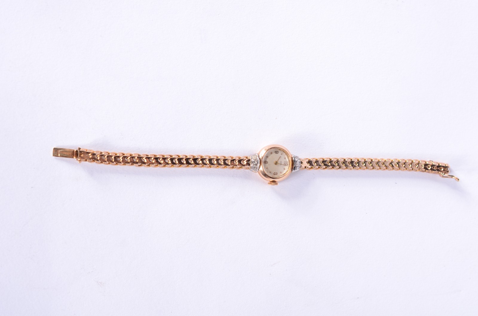 Relógio feminino de ouro 18k., marca Ebel -17 rubis, com mini... - foto 3 de 11