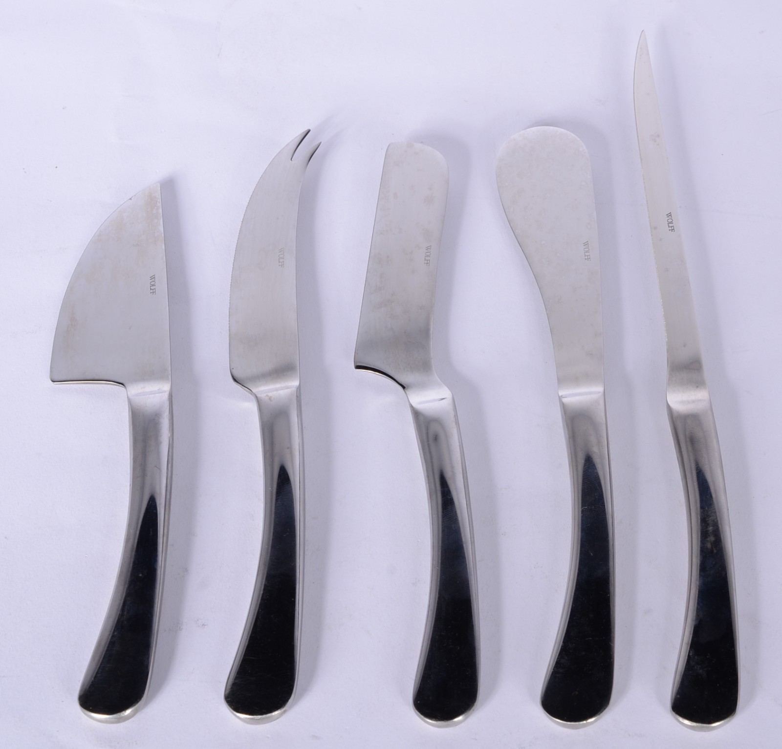 Diversas peças de metal prateado, sendo: 6 taças para sorvete, 2... - foto 3 de 9