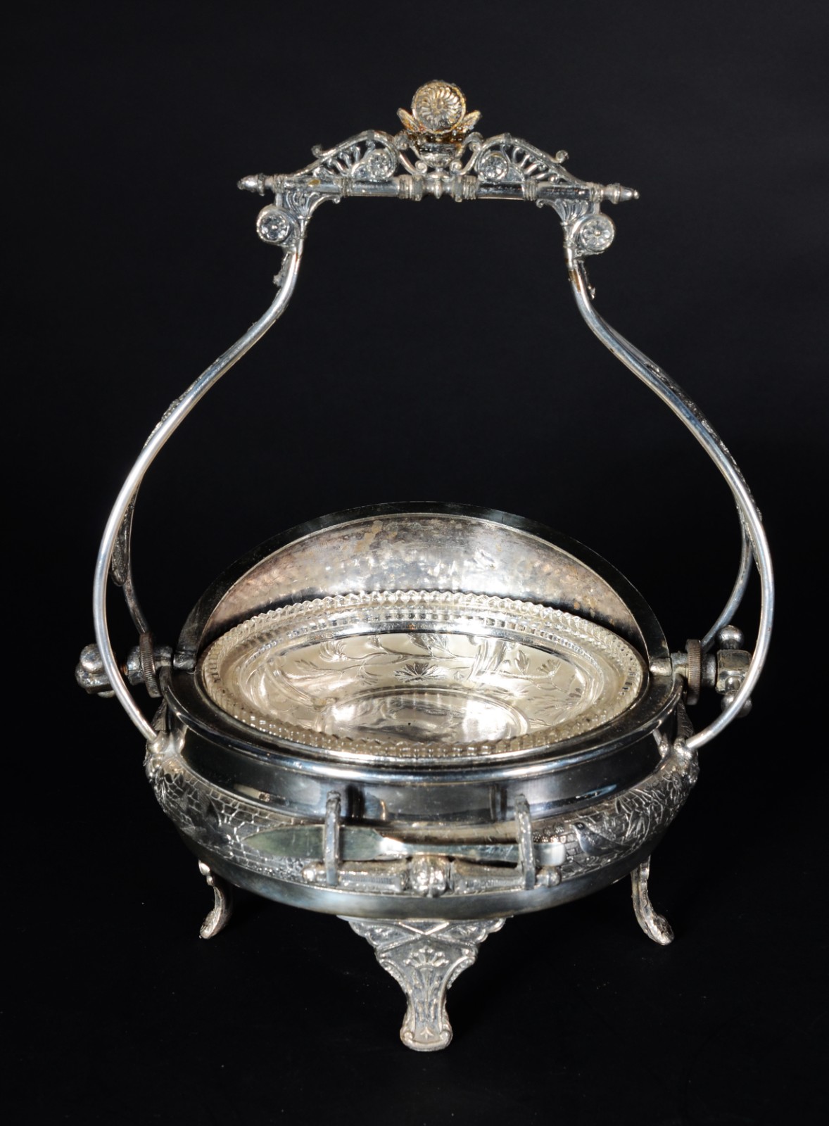 Porta caviar de pewter, tampa articulada, interior de cristal. Com... - foto 1 de 8