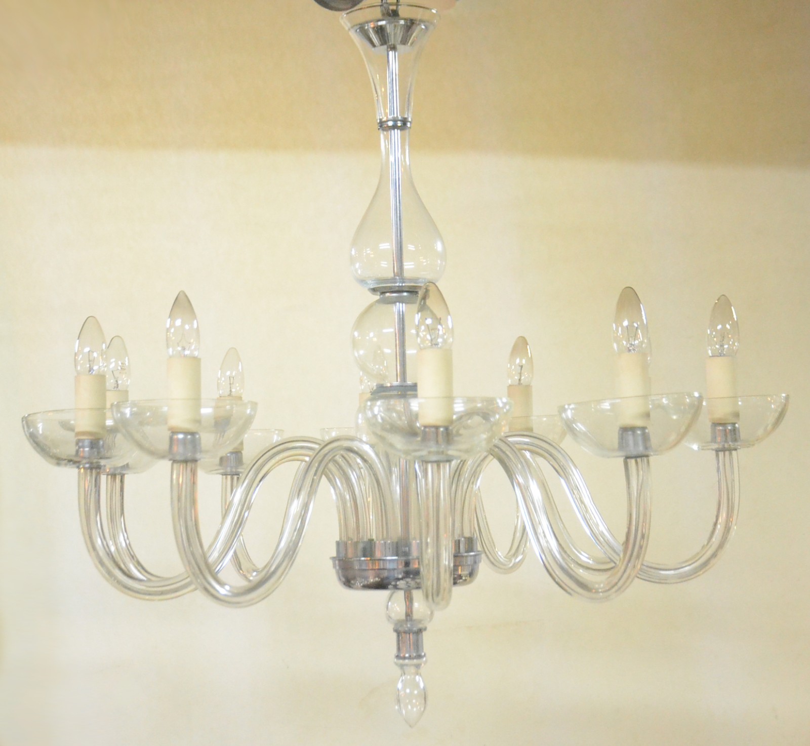Lustre moderno de vidro e metal para 10 luzes. - foto 1 de 8