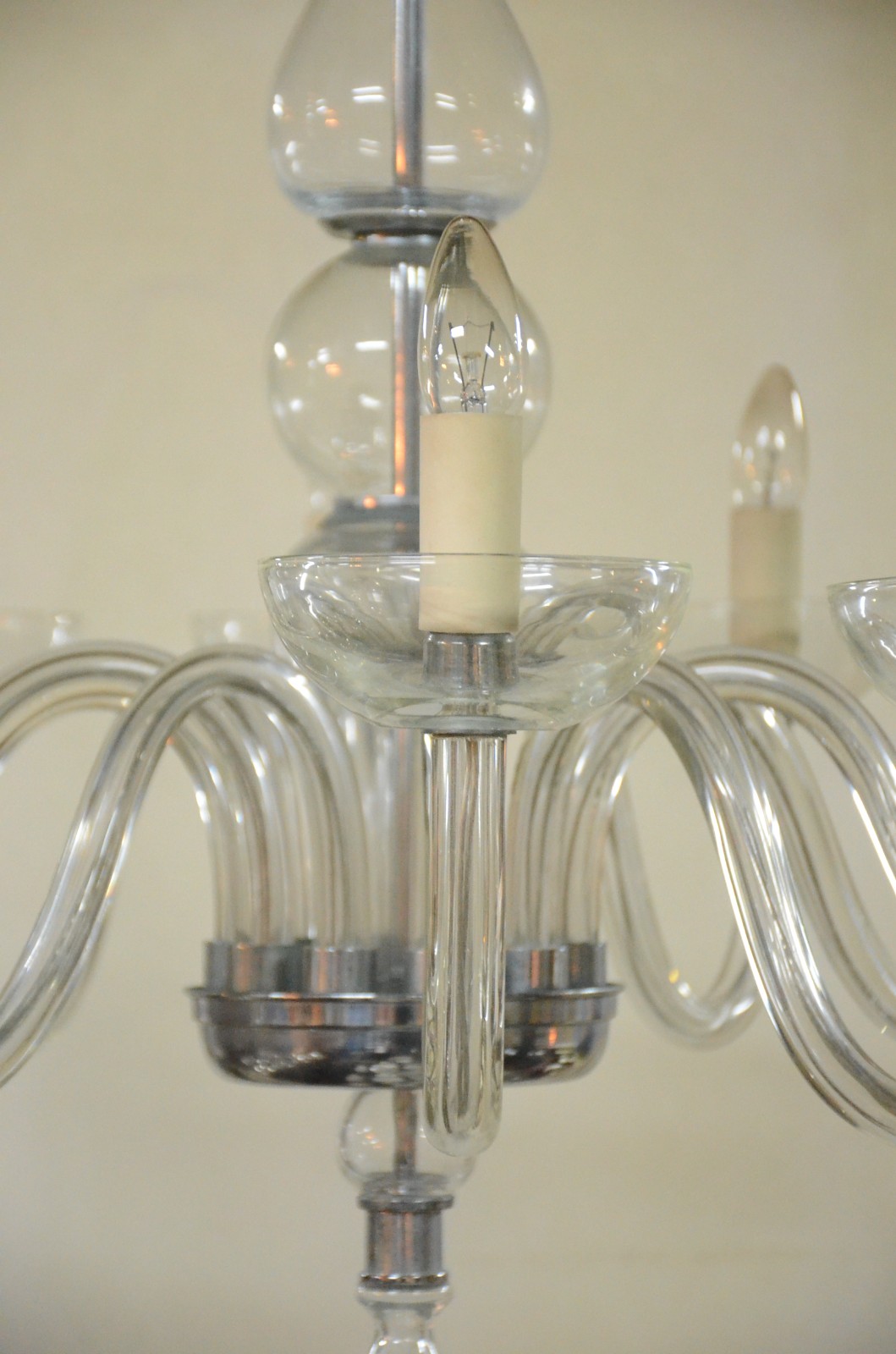 Lustre moderno de vidro e metal para 10 luzes. - foto 2 de 8