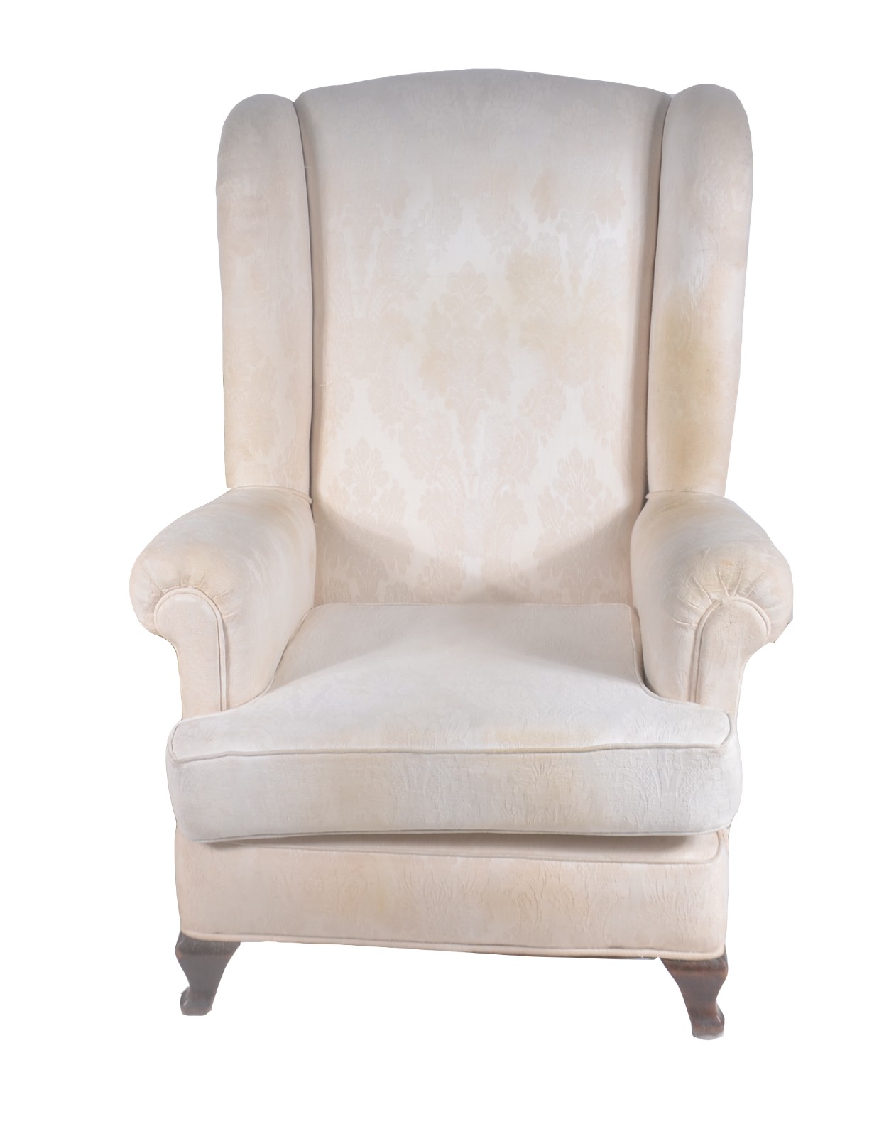 Bergere com estrutura de madeira, estofada e forrada em tecido bege... - foto 2 de 4