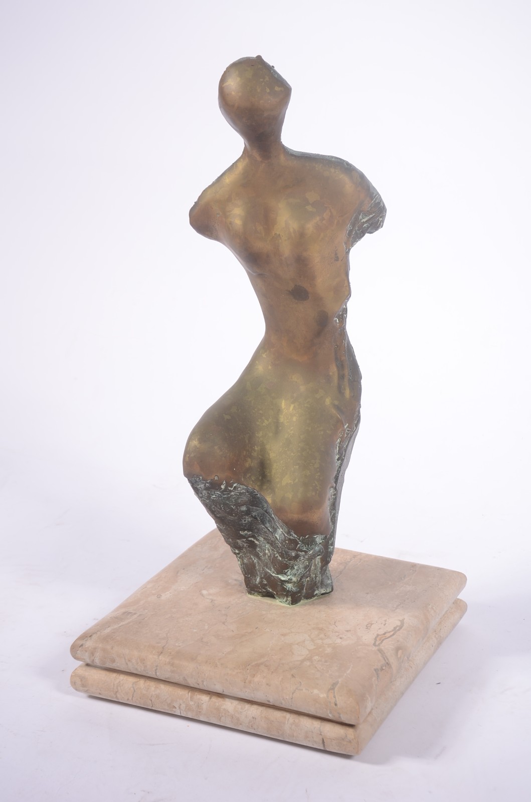 Mario Agostinelli  (1915-2000), Torso feminino - foto 1 de 8