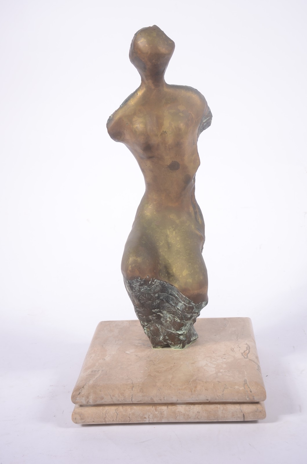 Mario Agostinelli  (1915-2000), Torso feminino - foto 2 de 8