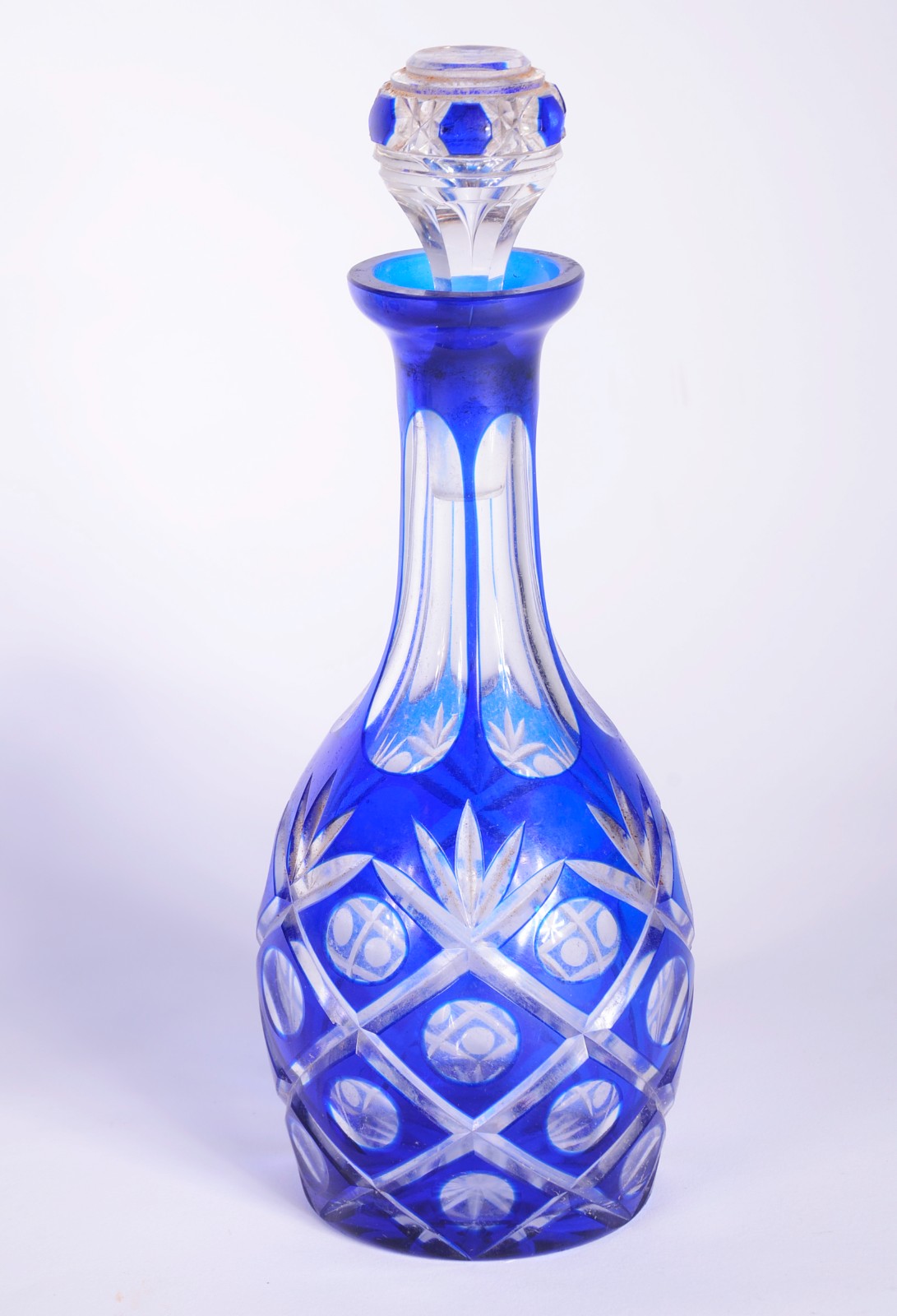Conjunto de licoreira com 6 cálices de cristal lapidado doublé em... - foto 3 de 10