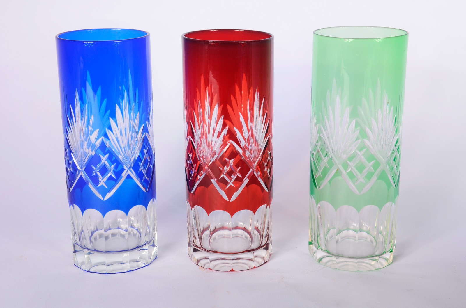 Conjunto com 12 copos para long drink de cristal doublé lapidado, nas... - foto 2 de 7
