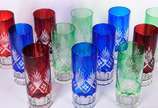 Conjunto com 12 copos para long drink de crista... - Conjunto com 12 copos para long drink de cristal doublé lapidado, nas cores rubi, azul e verde.