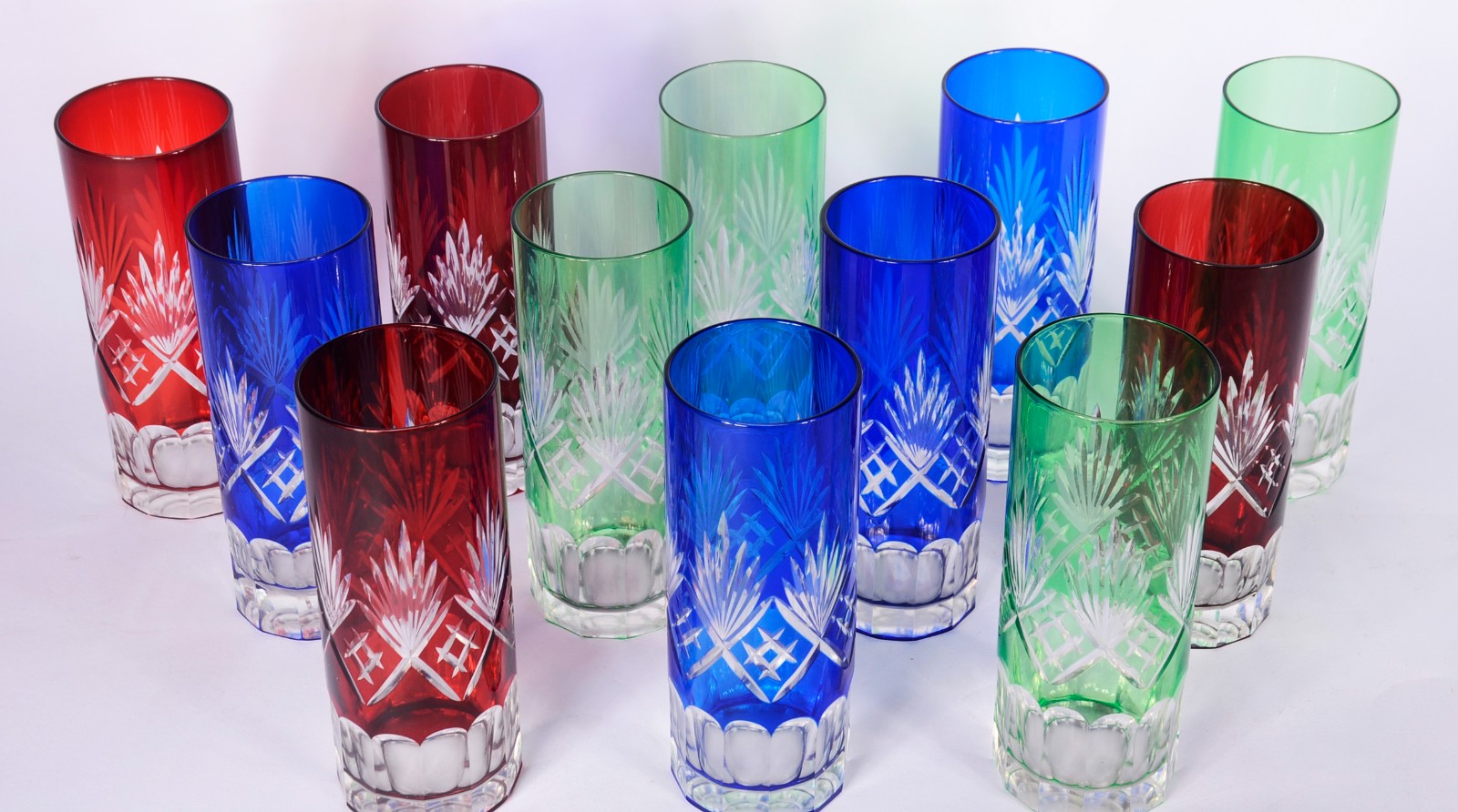 Conjunto com 12 copos para long drink de cristal doublé lapidado, nas... - foto 5 de 7