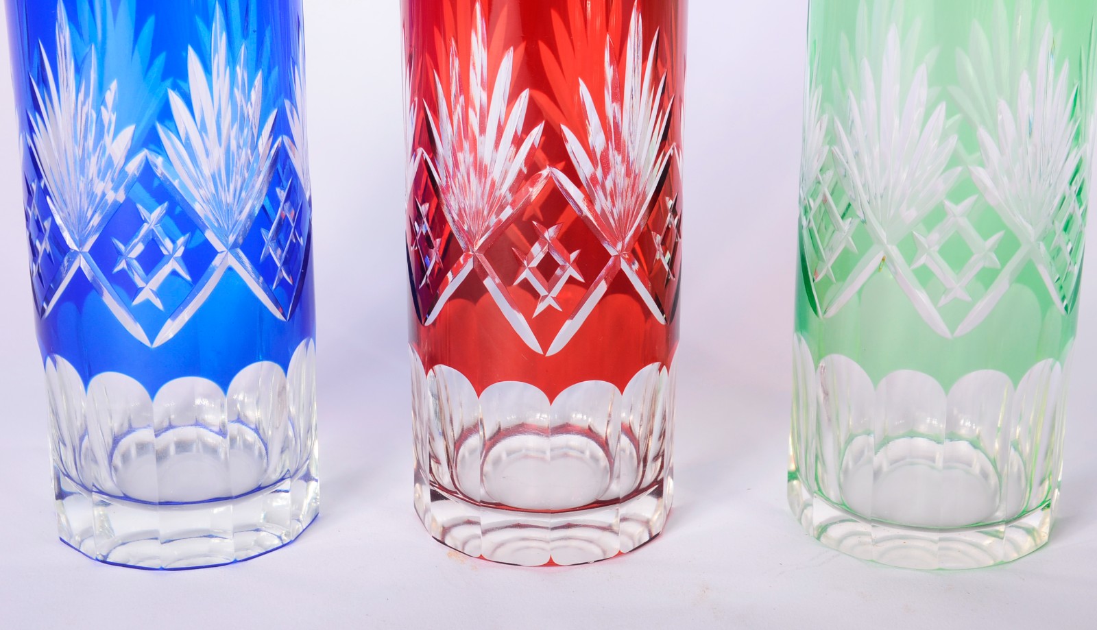 Conjunto com 12 copos para long drink de cristal doublé lapidado, nas... - foto 6 de 7